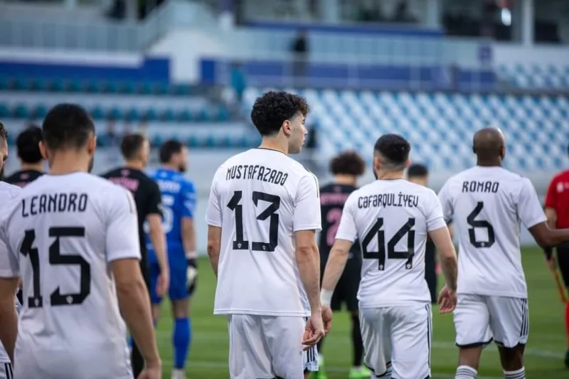 Almaniyanın məşhur nəşri "Qarabağ"dan yazdı