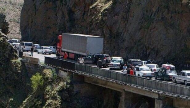Ermənistan - İran yolu bağlandı
