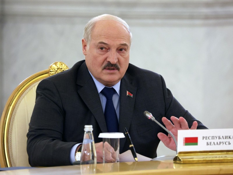 Ukrayna sınaq meydançasıdır - Lukaşenko