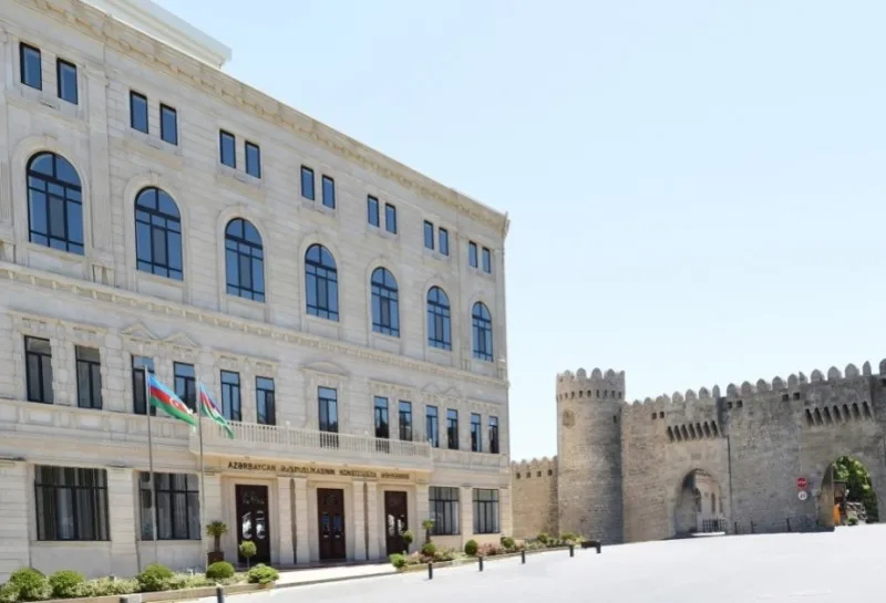 Konstitusiya Məhkəməsindən əmək müqaviləsi ilə bağlı mühüm QƏRAR