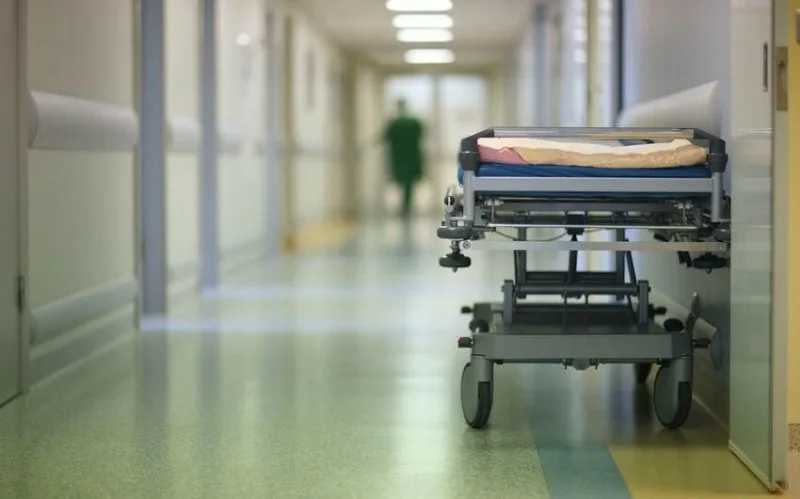 Bakıda özəl klinikada əməliyyat olunan uşaq öldü