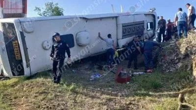 Gorus-Qafan yolunda İrana məxsus avtobus aşıb - Ölənlər var - YENİLƏNİB
