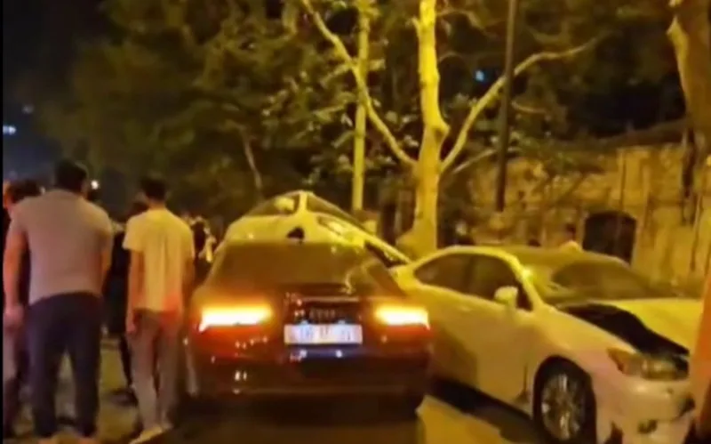 Bakıda 9 maşının əzildiyi qəza anı - VİDEO - YENİLƏNİB