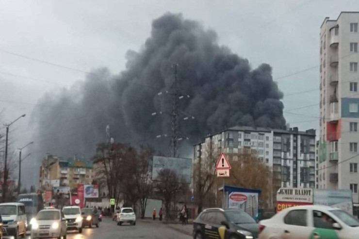 Rus ordusu Xarkovun mərkəzini vurdu: yaralılar var