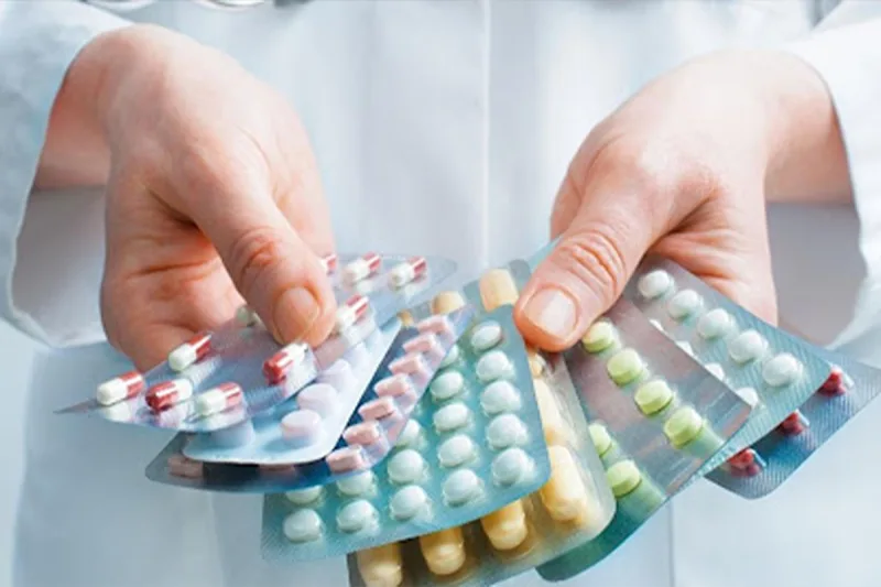 Azərbaycana əczaçılıq məhsullarının idxalı 36 faizdən çox azalıb