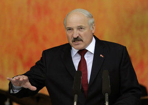 İndi dollar və avro heç kimə lazım deyil - Lukaşenko