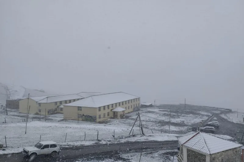 Quba və Qusara qar yağır - FOTO