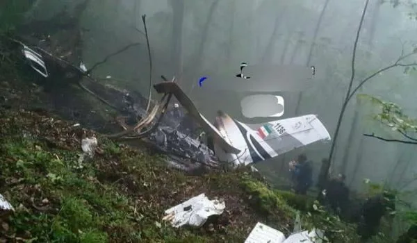 Rəisinin helikopteri dağa çırpılıb, sonra... - YENİ FAKT
