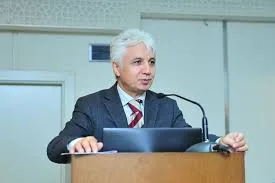 Azərbaycanlı professor nüfuzlu universitetin idarə heyətində