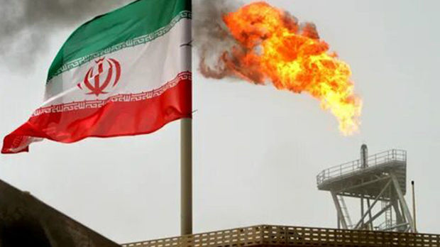 İran sutkalıq neft hasilatını kəskin artırır