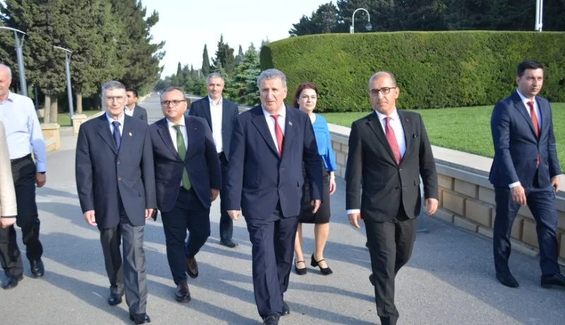 Nobel mükafatçısı Aziz Sancar Azərbaycanda - FOTOLAR