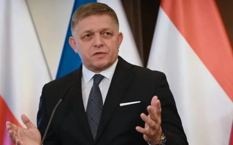 Slovakiyanın Baş naziri xəstəxanadan evə buraxılıb