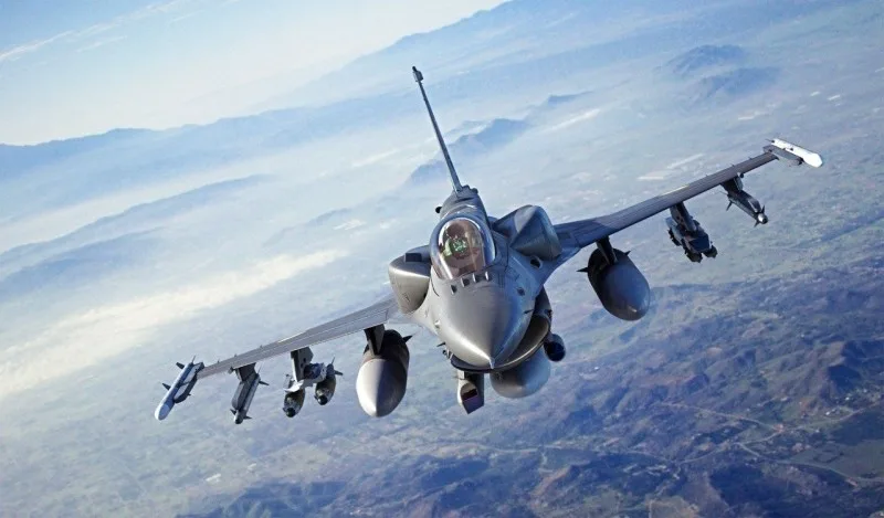 Ukrayna bu yay 60-dan çox “F-16” qırıcısı ala bilər