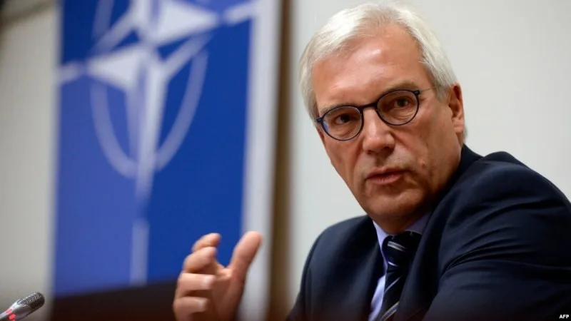 NATO Rusiya ilə toqquşmaya hazırlaşmaq üçün hər şeyi edir