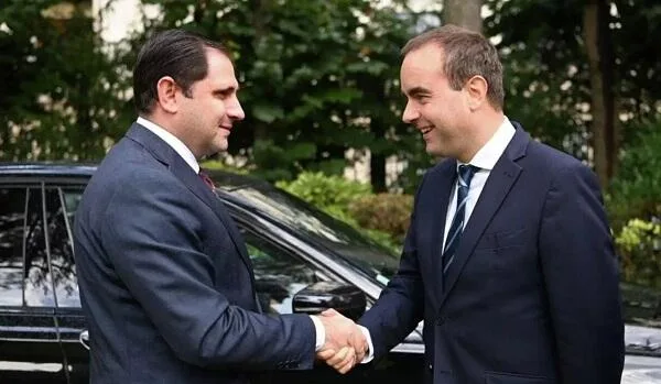 Ermənistan Fransa ilə yeni hərbi saziş İMZALADI