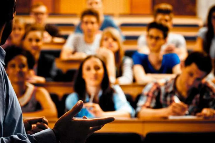 Xarici universitetlərdən köçürülmək istəyən tələbələrin DİQQƏTİNƏ!