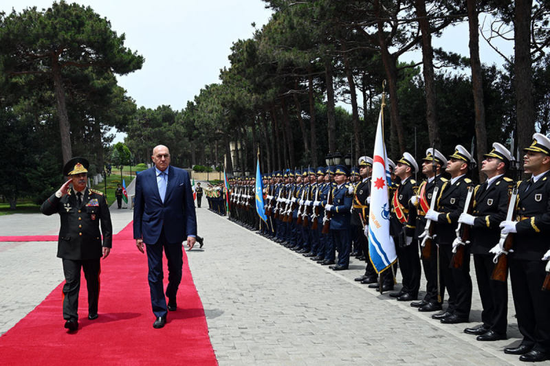 Zakir Həsənov italiyalı həmkarı ilə görüşdü - FOTO