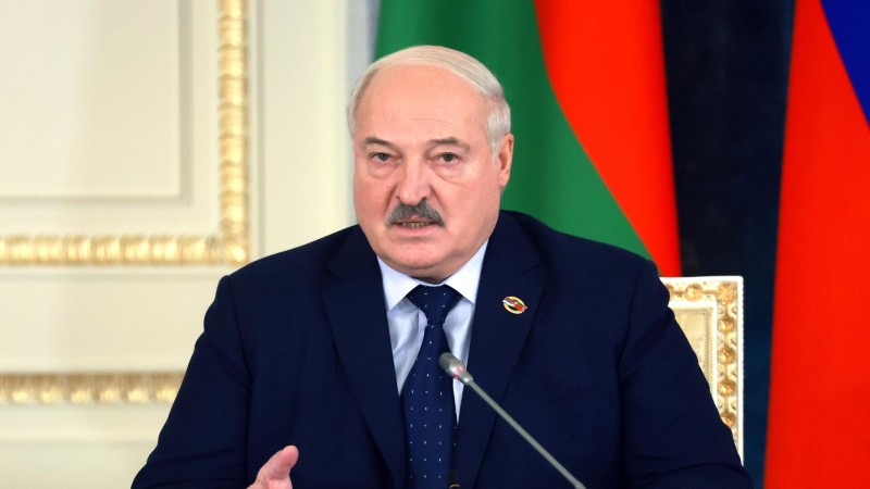 Lukaşenko hökumətdə ciddi kadr dəyişiklikləri edib