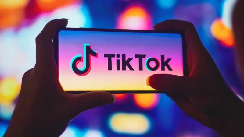 Daha bir ölkə Tiktoku qadağan etdi