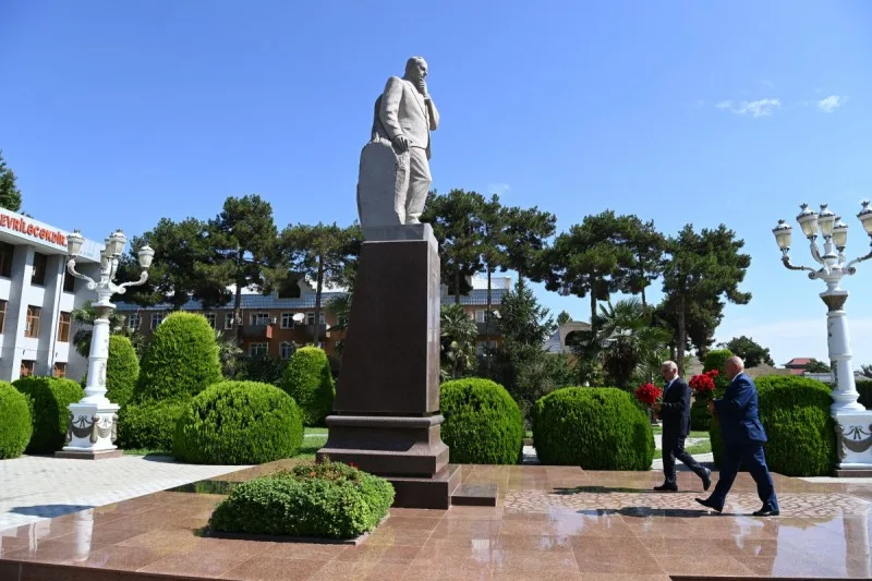 Vüqar Əhmədov Ağcabədidə vətəndaşları qəbul etdi - FOTOLAR