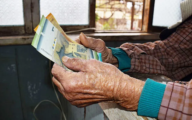 Nazirlik pensiya ilə bağlı dəyişikliyi ŞƏRH ETDİ