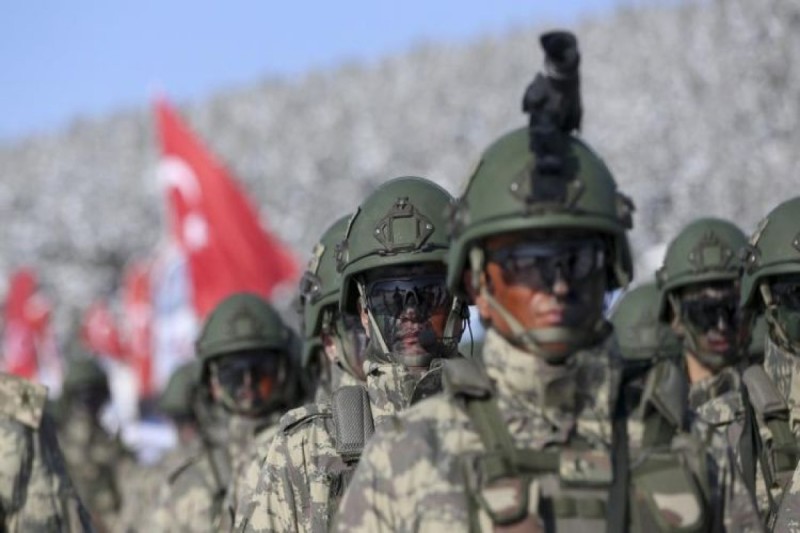 Türkiyə hərbçiləri İraq və Suriyada 10 terrorçunu öldürüb