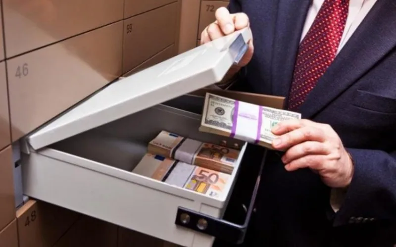 Azərbaycan banklarına qoyulan depozitlər artıb