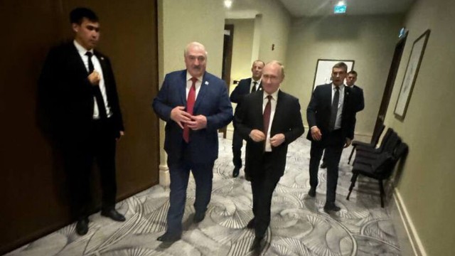 Putinlə Lukaşenko Astanada altıncı dəfə görüşdülər