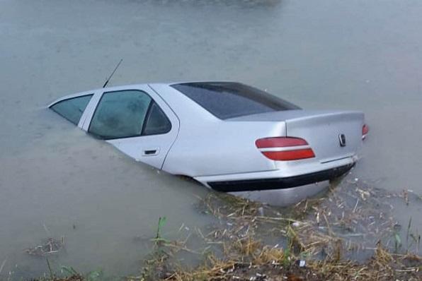 Göyçayda avtomobil su arxına düşdü: sürücü yaralandı