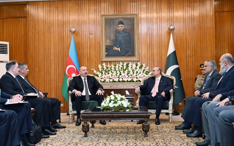 Asif Əli Zərdarinin adından İlham Əliyevin şərəfinə dövlət ziyafəti verilib
