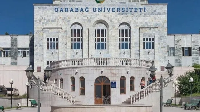 Qarabağ Universitetinə ingilis dili müəllimi AXTARILIR