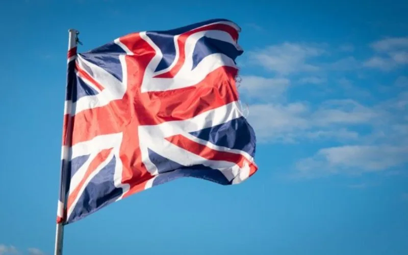 Britaniya səfirliyi: Hər şeyin təzəsi, dostun köhnəsi