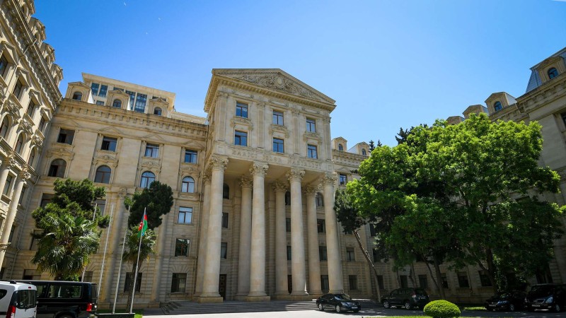 XİN Kolumbiyanın Müstəqillik Gününü təbrik edib
