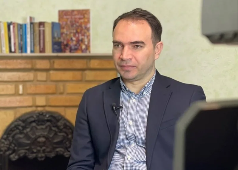 Azərbaycanda diplomat saxlanıldı: adam bıçaqlayıb