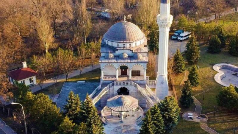 Belqorodda məscidi yandırmağa hazırlaşan iki nəfər tutulub