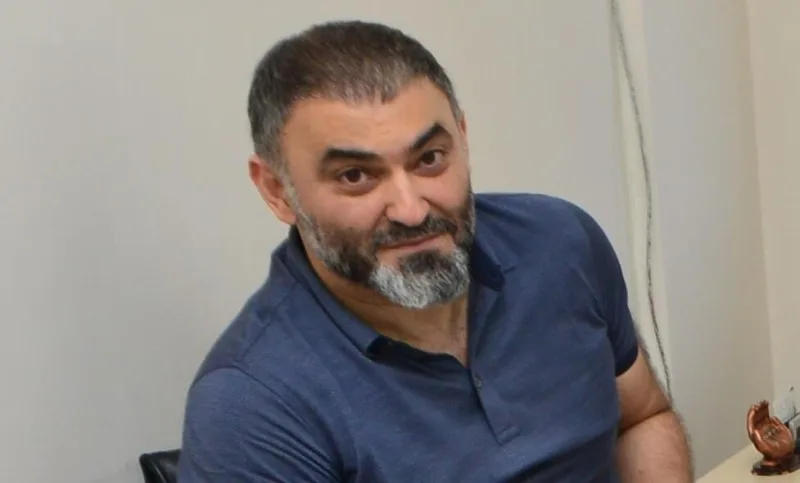 Azadlığa çıxan Rza Rzayevin ilk görüntüləri - VİDEO
