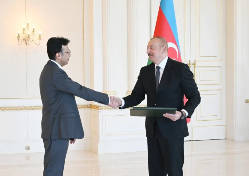 İlham Əliyev Pakistanın yeni təyin olunmuş səfirinin etimadnaməsini qəbul edib - YENİLƏNİB