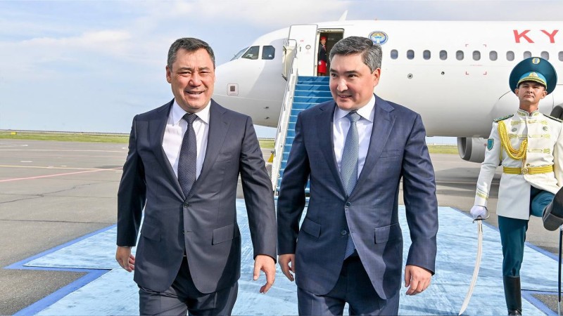 Sadır Japarov Astanaya səfər edib - FOTO