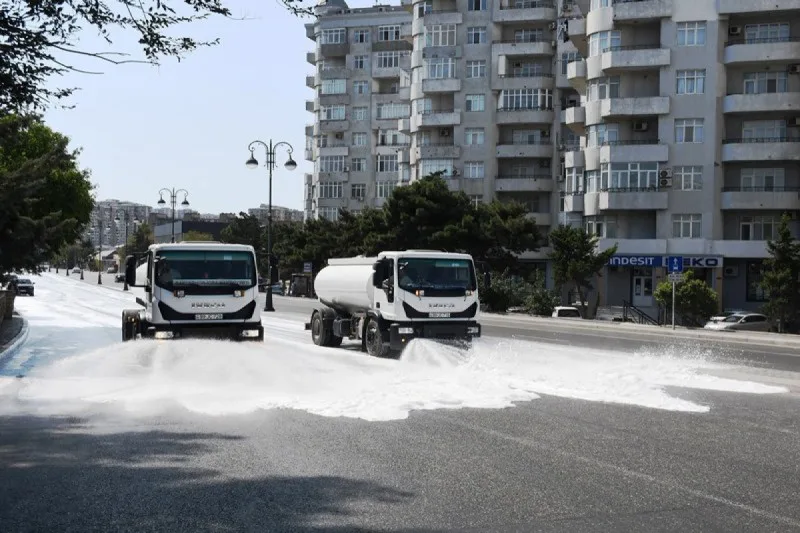 Bu gün Bakının 549 küçəsi yuyulub - YENİLƏNİB