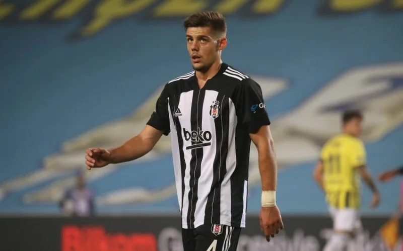 "Beşiktaş" onunla yolları ayırdı