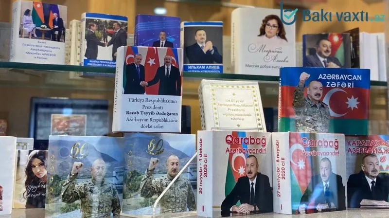 Dünyada ilk Miniatür Kitab Muzeyindən FOTOREPORTAJ