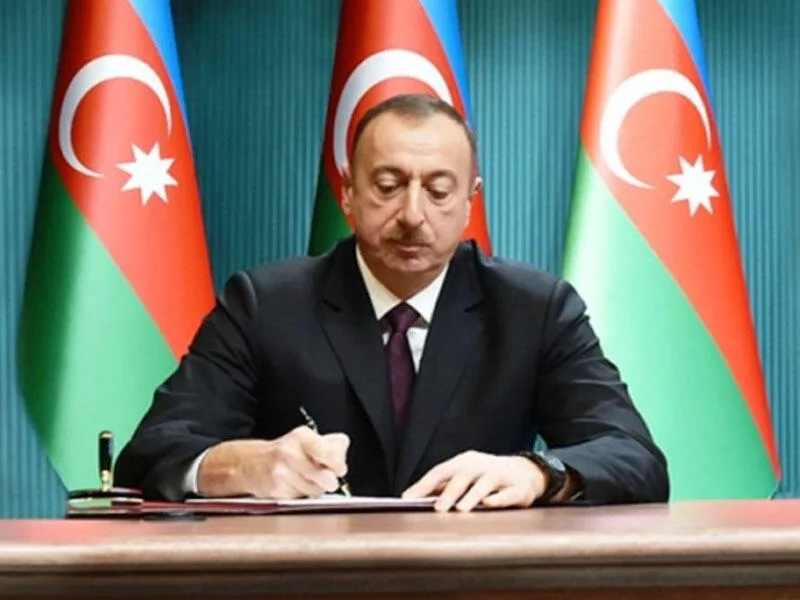 Prezident Azərbaycanla Pakistan arasında imzalanmış sənədləri təsdiqləyib