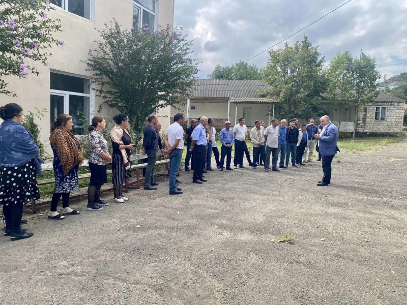 Arzu Nağıyev Tovuzda seçicilərlə görüşdü - FOTOLAR