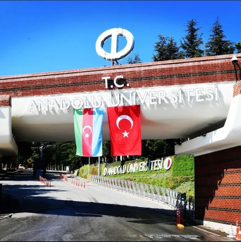 Beynəlxalq liderlik müsabiqəsinin qalibləri mükafatlandırıldılar
