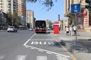 Bakının bu küçəsində xüsusi hərəkət zolağı təşkil edilib
