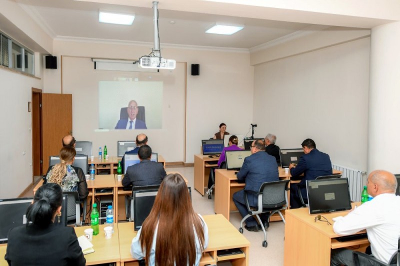 Naxçıvandakı media nüməyəndələri üçün onlayn seminar keçirilib