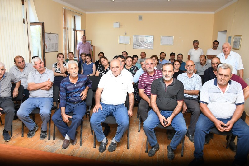 Aqil Abbas Şərəfxanlı kəndində seçicilərlə görüş keçirdi - FOTOLAR