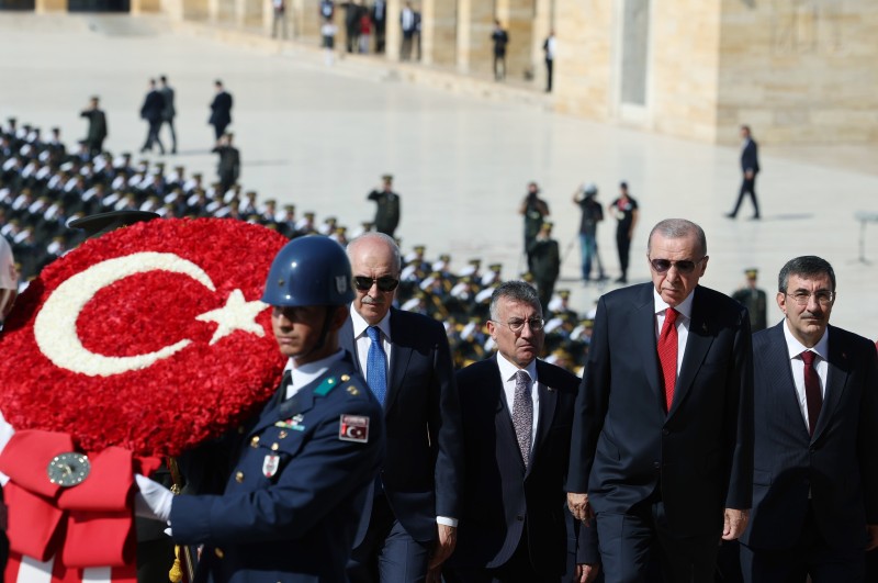 Ərdoğan Anıtqəbiri ziyarət etdi - FOTOLAR