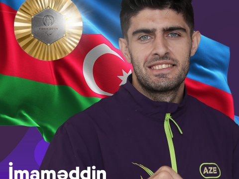 Qələbəsini şəhid ailələrinə həsr etdi