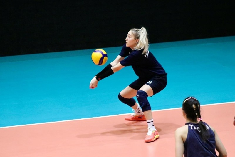 Millinin daha bir voleybolçusu “Abşeron”da